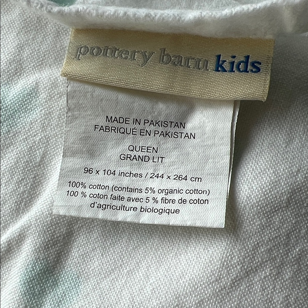 Pottery Barn Kids Flannel Sheet Set / Queen Set - White and Pale Blue - Picture 3 of 6